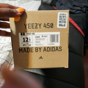 Adidas Yeezy 450 Utility Black. Purchased from Goat too large unable to return.